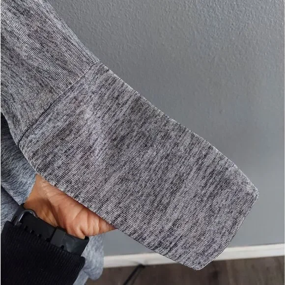 Joseph Ribkoff Layered V-Neck Tunic Top Sz 8 Silver Gray 3/4 Sleeve - Picture 7 of 10